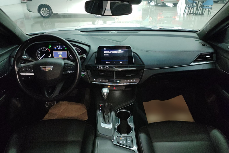 凯迪拉克CT4 2020款 28T 时尚型中控内饰7002