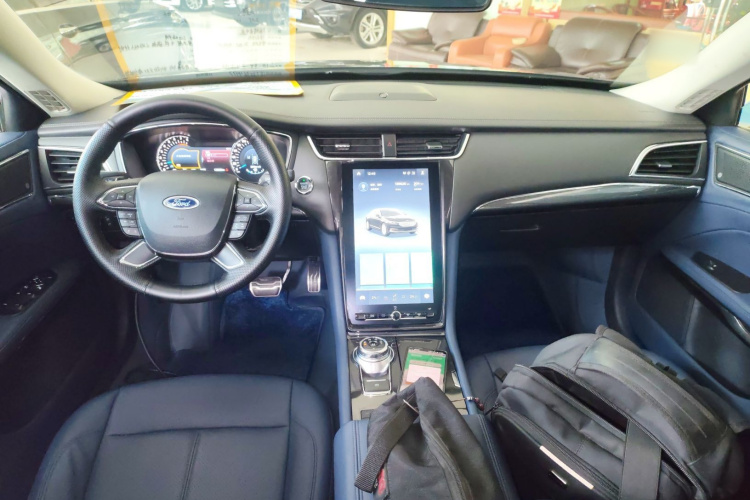 福特 金牛座 2019款 EcoBoost 245 尊享版中控内饰12