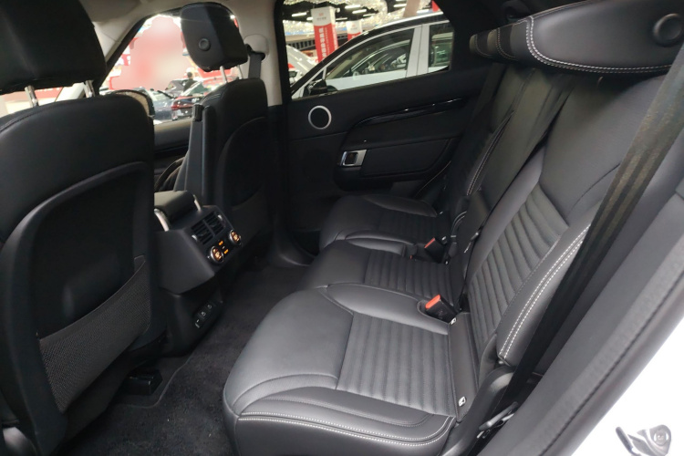 路虎 发现 2024款 360PS S中控内饰7004