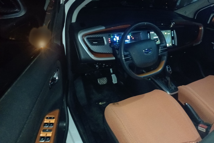 吉利汽车 远景X1 2017款 1.3L 自动乐趣版中控内饰7003