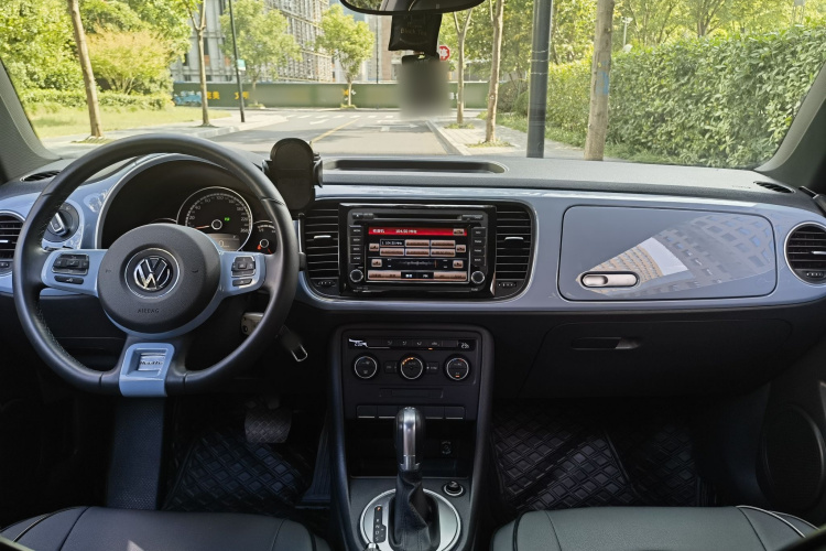大众 甲壳虫 2015款 180TSI中控内饰7002