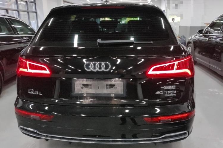 奥迪Q5L 2018款 40 TFSI 荣享时尚型 国VI车身外观6