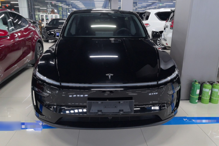 特斯拉 Model Y 2025款 后轮驱动版车身外观6002