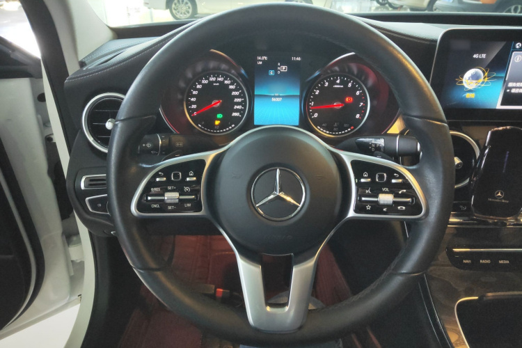 奔驰C级 2019款 C 180 L 时尚型运动版局部细节13