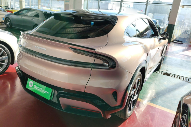 小米汽车 小米YU7 2025款 超长续航后驱版车身外观7