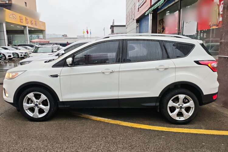 福特 翼虎 2017款 EcoBoost 180 两驱精翼型车身外观4