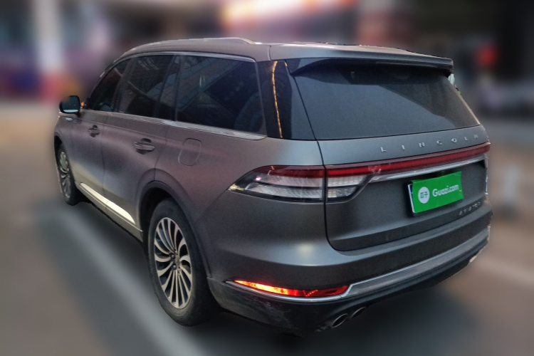 林肯 飞行家 2020款 3.0T V6 四驱尊雅版车身外观5