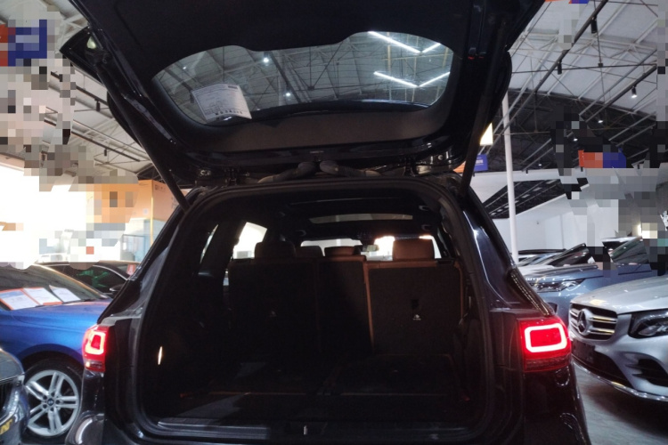 奔驰GLB 2021款 GLB 200 时尚型机舱底盘23