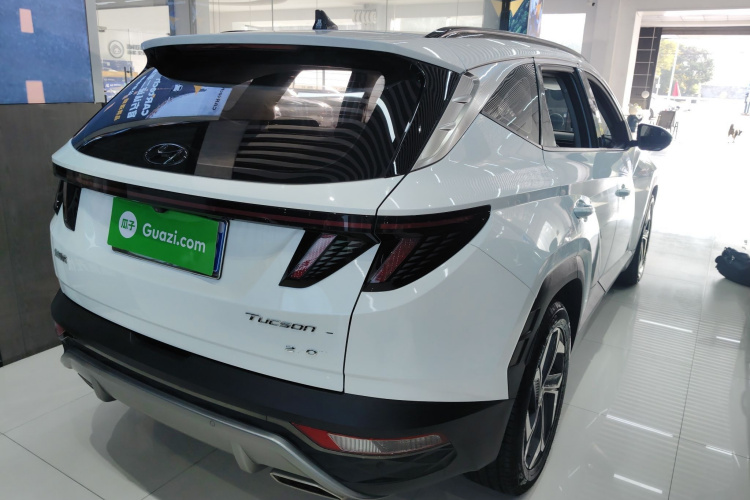 现代 2022款 途胜L 1.5T DCT LUX尊贵版 N Line车身外观6005