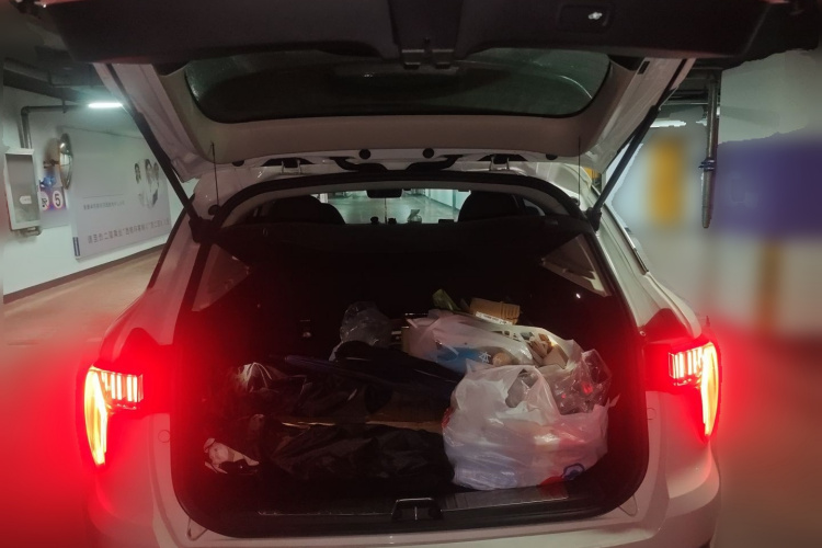 领克01 2018款 2.0T 两驱型+版中控内饰23