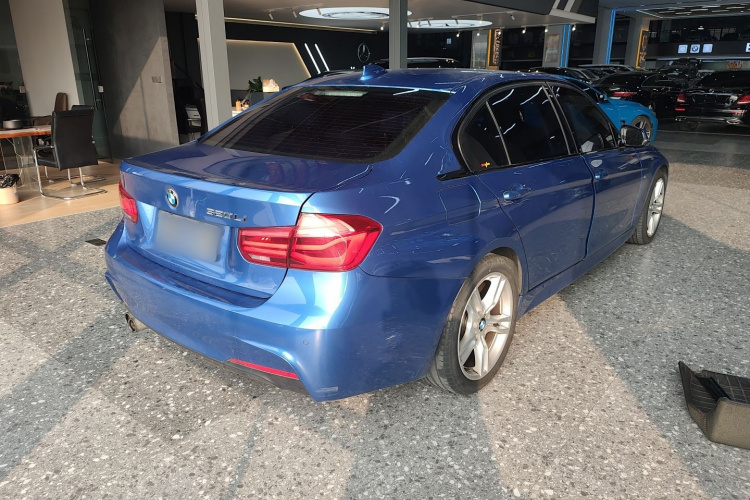 宝马3系 2017款 320Li M运动型车身外观7