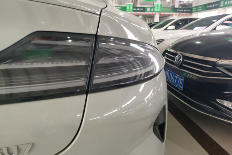 小米汽车 小米SU7 2024款 后驱超长续航高阶智驾Pro版车身外观6006