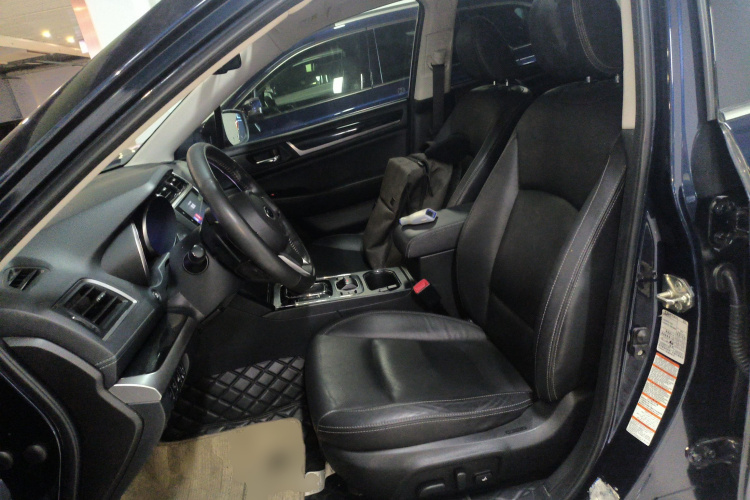 斯巴鲁 傲虎 2019款 2.5i 运动导航版 EyeSight中控内饰19