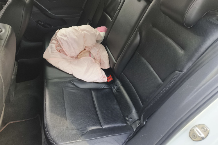 大众 高尔夫 2015款 1.4TSI 自动豪华型中控内饰21