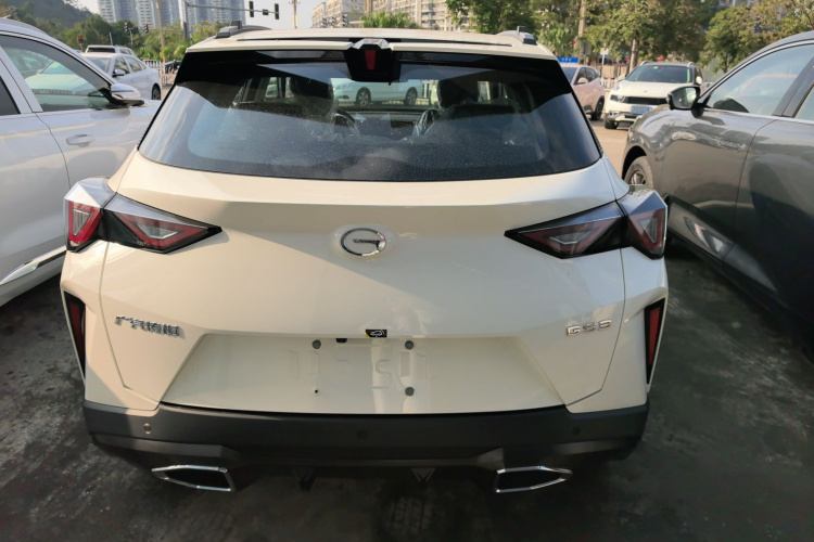 广汽传祺 传祺GS3 2023款 影速 270T 劲享版车身外观6005