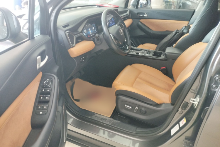 广汽传祺 传祺GS4 2020款 270T 自动尊享版中控内饰7003