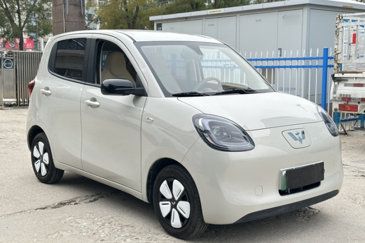 五菱汽车 宏光MINIEV 2025款 四门版 进阶款车身外观6005