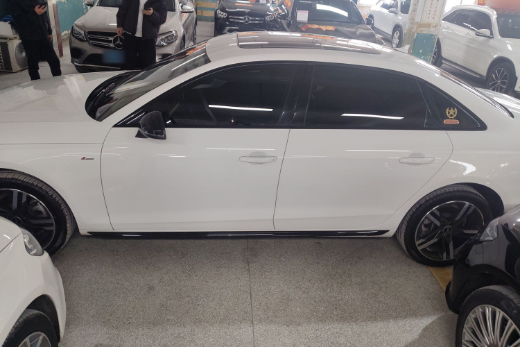 奥迪A4L 2022款 40 TFSI 豪华动感型车身外观6003