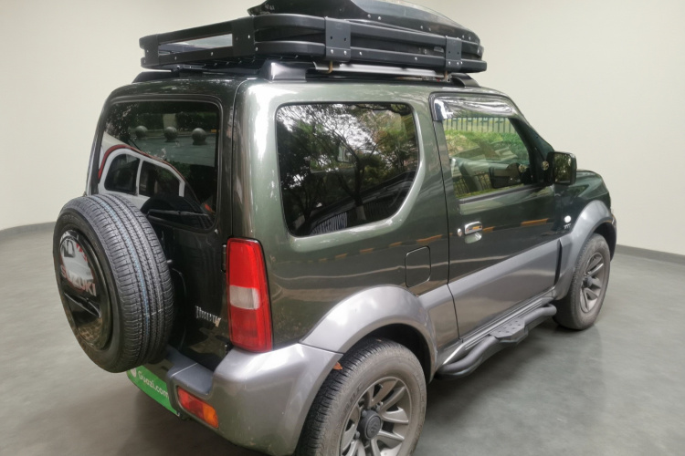 铃木 吉姆尼 2015款 1.3 AT Mode3导航版车身外观7