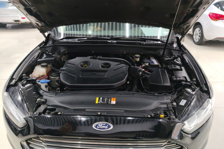 福特 蒙迪欧 2013款 2.0L GTDi200豪华型局部细节24