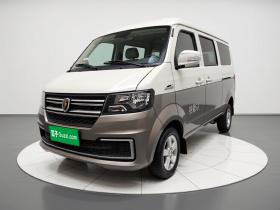 金杯 小海狮X30 2024款 1.5L 财富型客车 5/6/7座