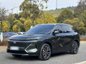 吉利银河 银河星舰7 EM-i 2025款 120km 领航版