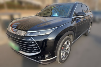 比亚迪 护卫舰07 2023款 DM-p 175KM 四驱旗舰型