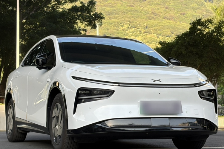 小鹏G7 2025款 702 超长续航 Ultra车身外观6004