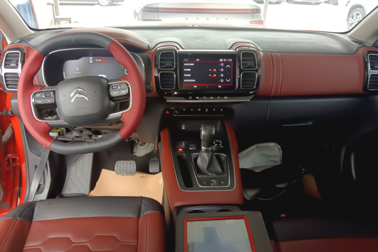 雪铁龙 天逸 C5 AIRCROSS 2017款 350THP 豪华型中控内饰7002