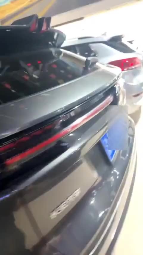 长安UNI-K 2023款 2.0T 两驱悦尚型讲解2