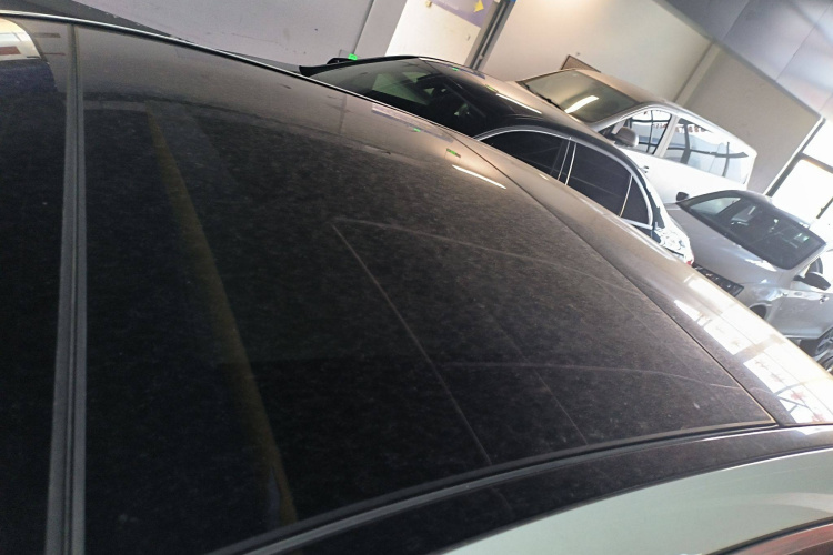 奔驰E级 2020款 E 300 L 运动时尚型局部细节57