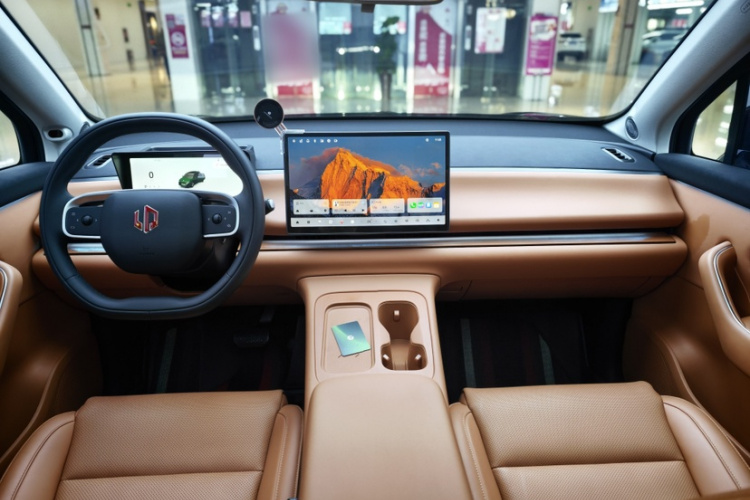 零跑汽车 零跑C10 2024款 210智享版中控内饰7007