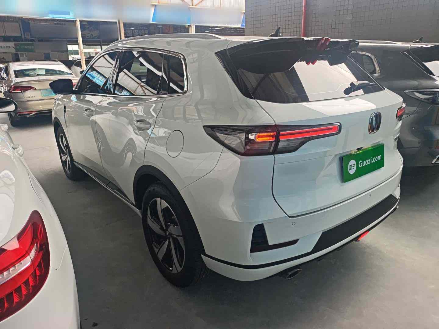 长安CS55PLUS 2024款 第三代 1.5T DCT尊贵型(3)