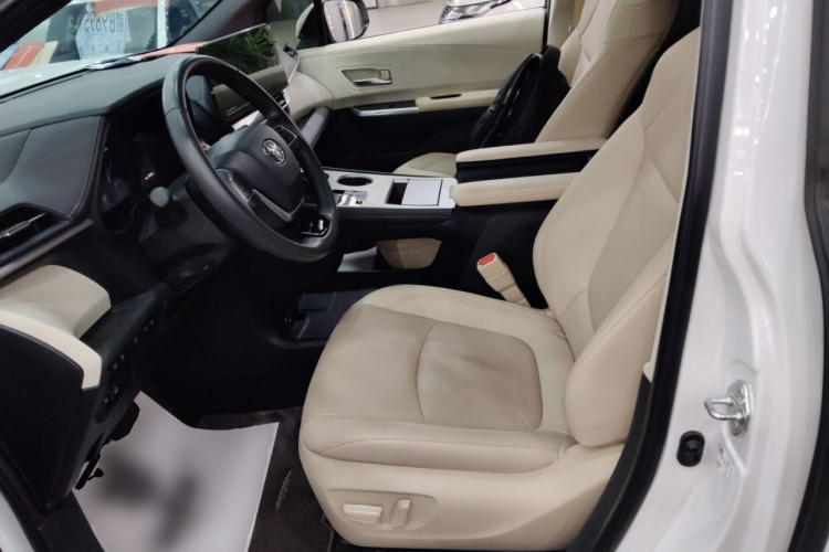 丰田 赛那SIENNA 2021款 2.5L混动 至尊版中控内饰19