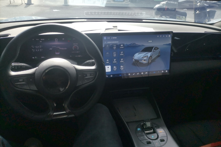 比亚迪 海豹 2025款 650长续航版中控内饰7002