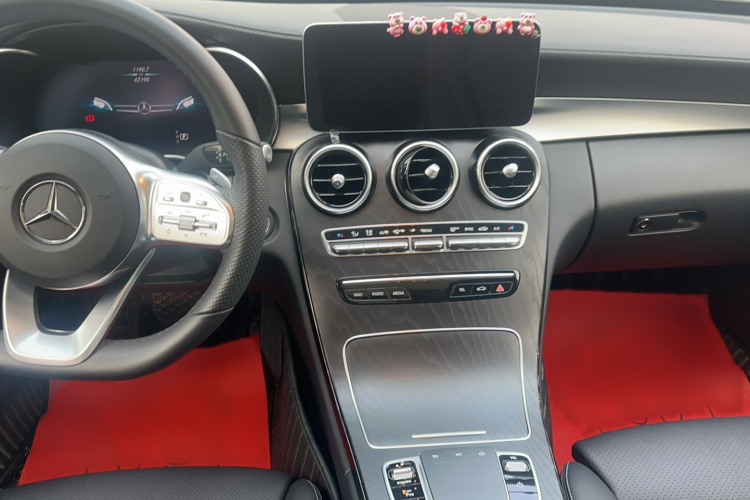 奔驰C级 2021款 C 260 L 运动版中控内饰7004