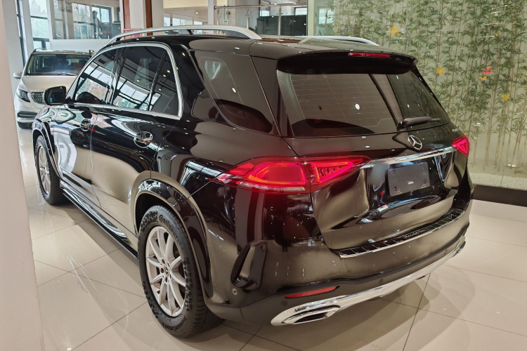 奔驰GLE 2020款 改款 GLE 350 4MATIC 时尚型车身外观6003