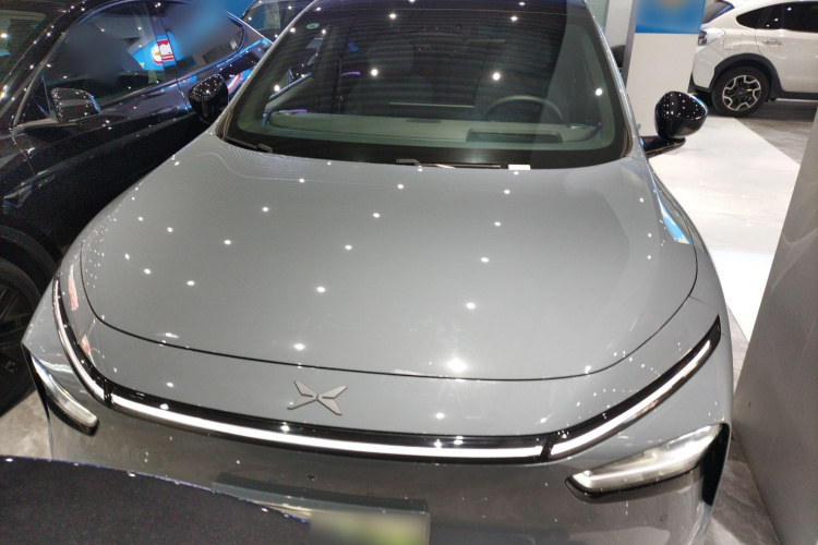 小鹏G7 2025款 702 超长续航 Max车身外观2