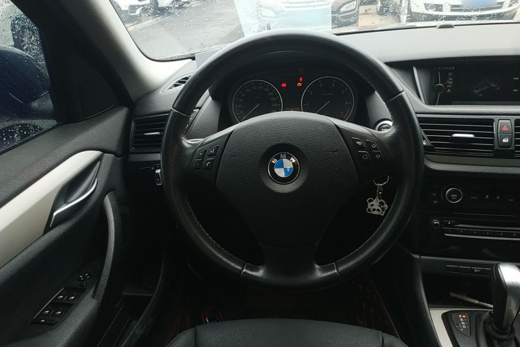 宝马X1(进口) 2012款 sDrive18i豪华型中控内饰13