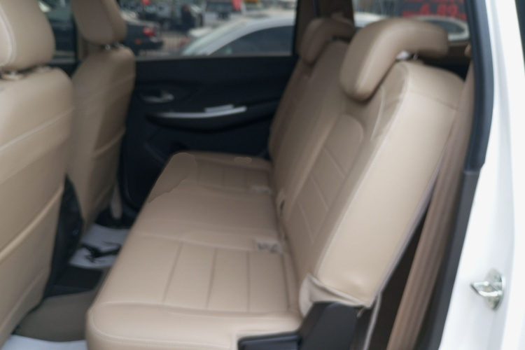 五菱汽车 五菱宏光 2021款 1.5L改款 S舒适型 电动助力LAR中控内饰21