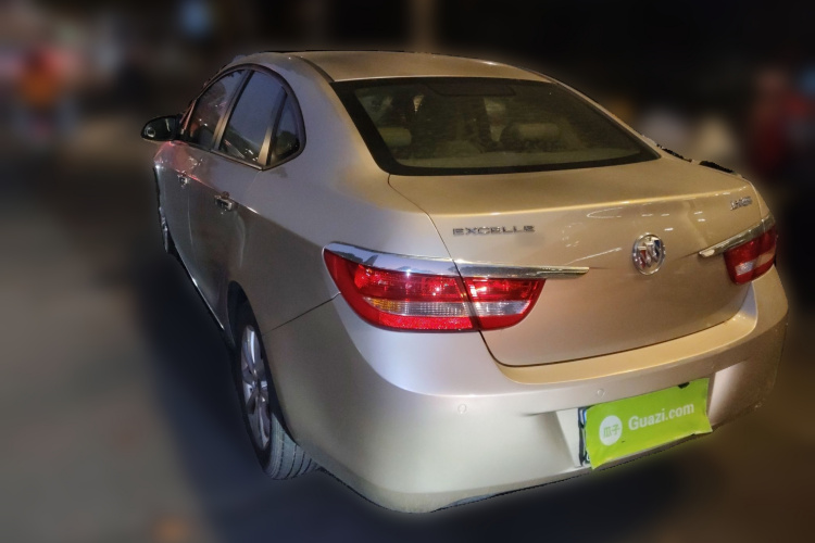 别克 英朗 2013款 GT 1.6L 自动时尚版车身外观5