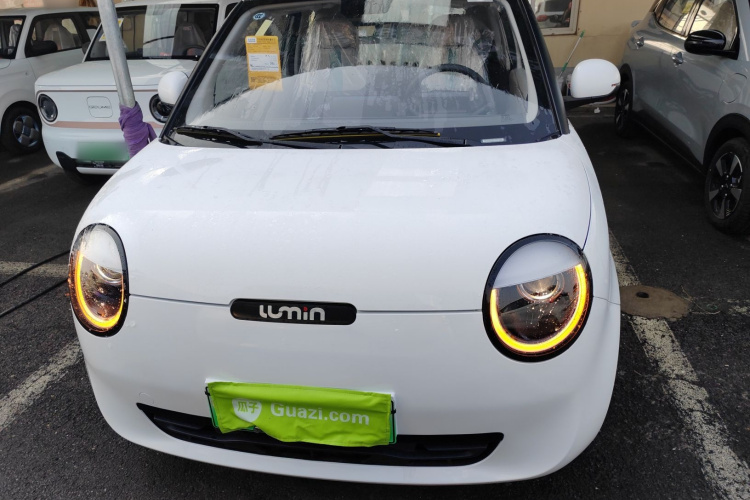 长安启源 长安Lumin 2025款 205km 香沁款车身外观2