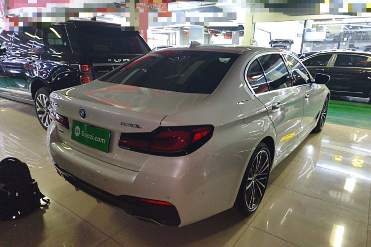 宝马5系 2022款 改款 530Li xDrive M运动套装车身外观6005