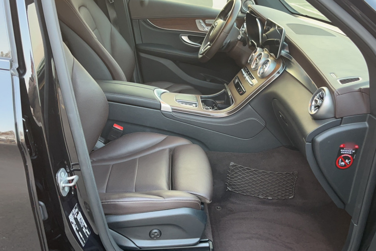 奔驰GLC 2020款 GLC 300 L 4MATIC 豪华型局部细节41