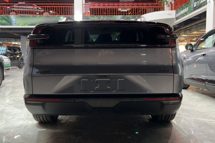 长安启源E07 2025款 纯电 四驱 90kWh Ultra高性能版车身外观6005