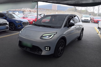 埃安 AION UT 2025款 330星辉版