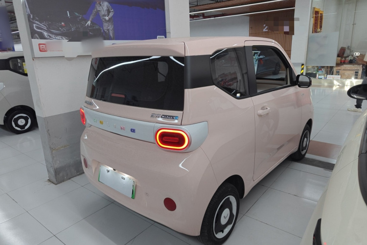 五菱汽车 宏光MINIEV 2024款 第三代 215km 青春版车身外观6005