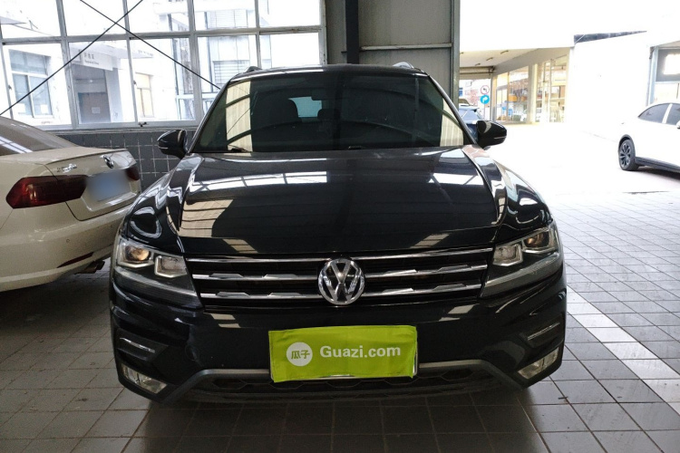 大众 途观L 2018款 330TSI 自动两驱舒适版车身外观2