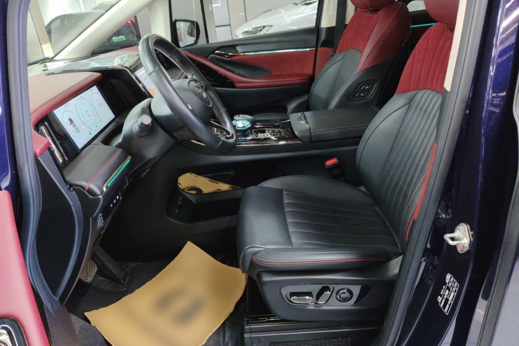 广汽传祺 传祺E9 2023款 E9 宗师中控内饰19