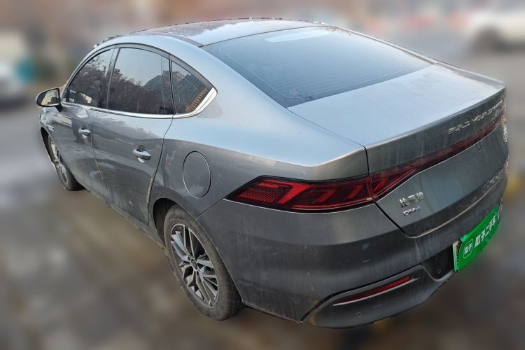 比亚迪 秦PLUS 2021款 DM-i 120KM 尊贵型车身外观5